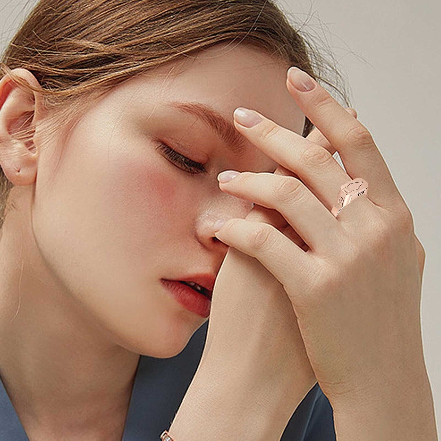 Versatile Self-Defense Ring: Adjustable, Multi-Functional