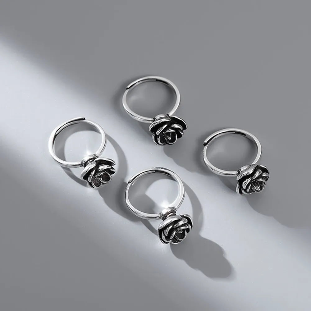Gothic Silver Self-Defense Ring: Rose Design for Women